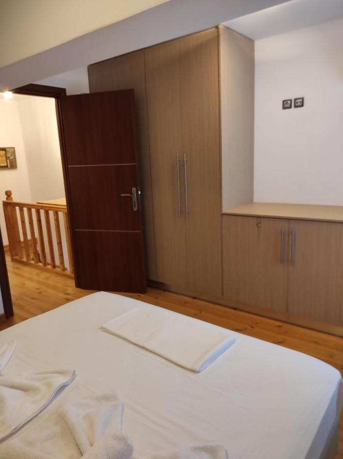 Astradeni Luxury Apartments Kratir Skála Buitenkant foto
