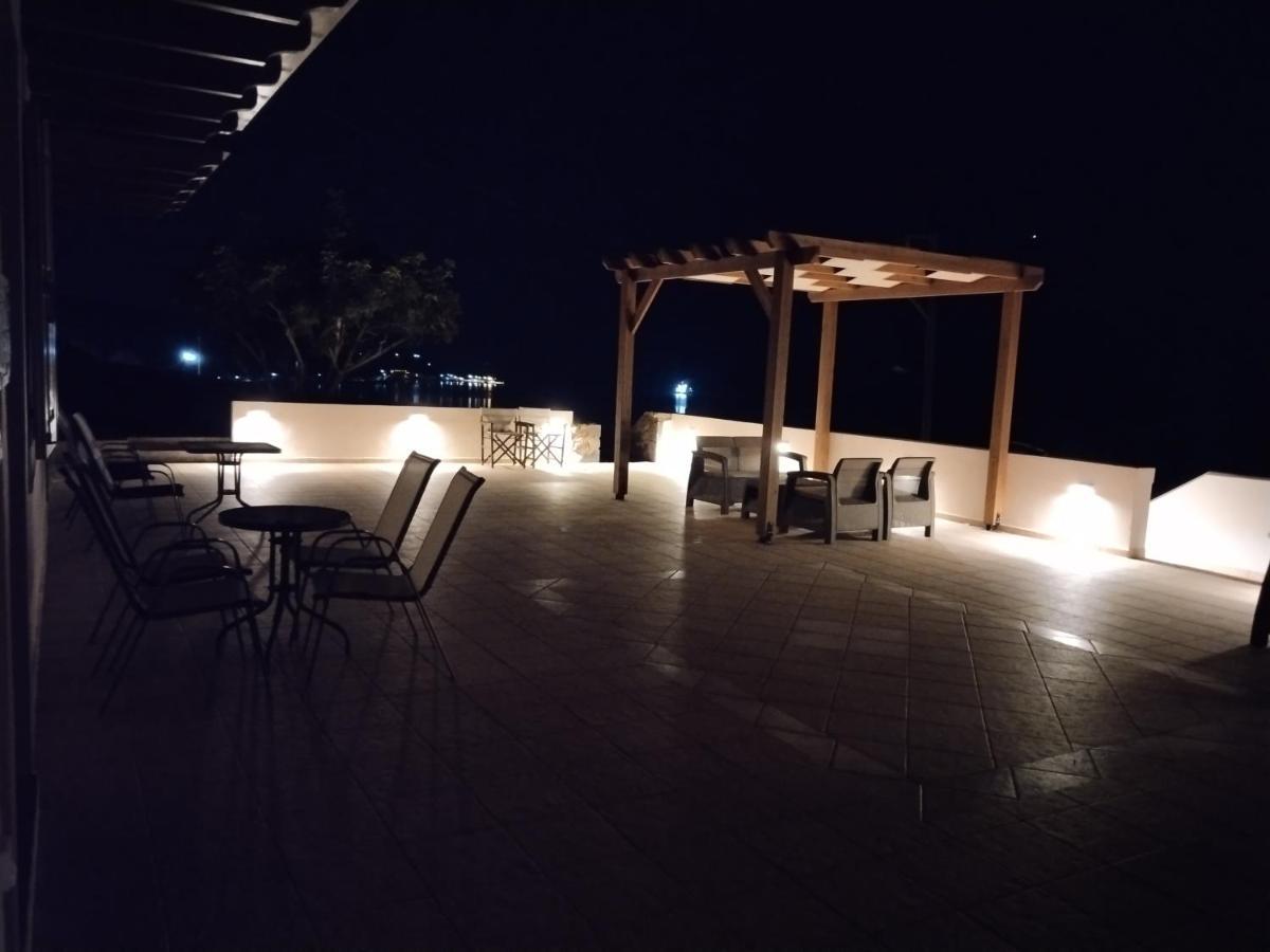 Astradeni Luxury Apartments Kratir Skála Buitenkant foto